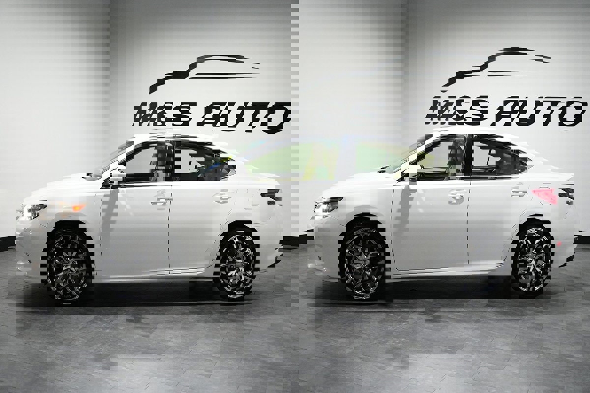 Used 2015 Lexus ES 350 w/ Luxury Package image 3