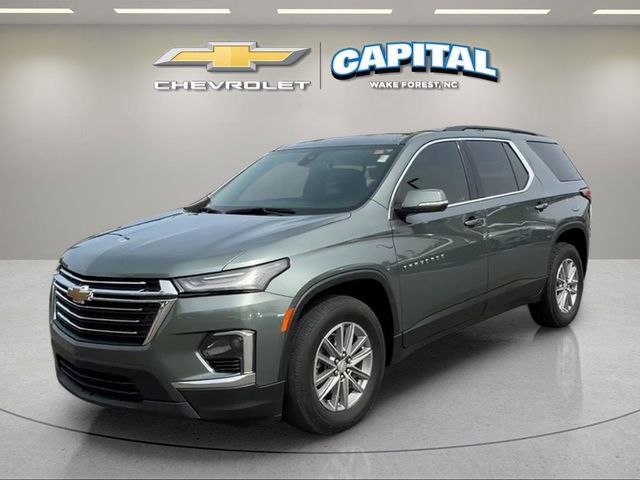 Used 2023 Chevrolet Traverse LT image 2