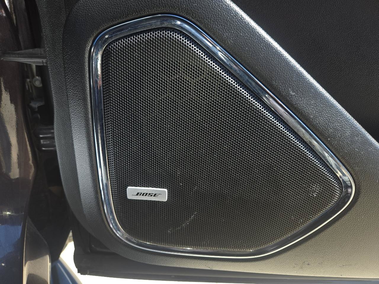 Used 2015 Chevrolet Tahoe LT RWD image 13