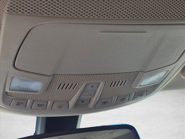 Used 2018 Lincoln MKC Reserve FWD image 15
