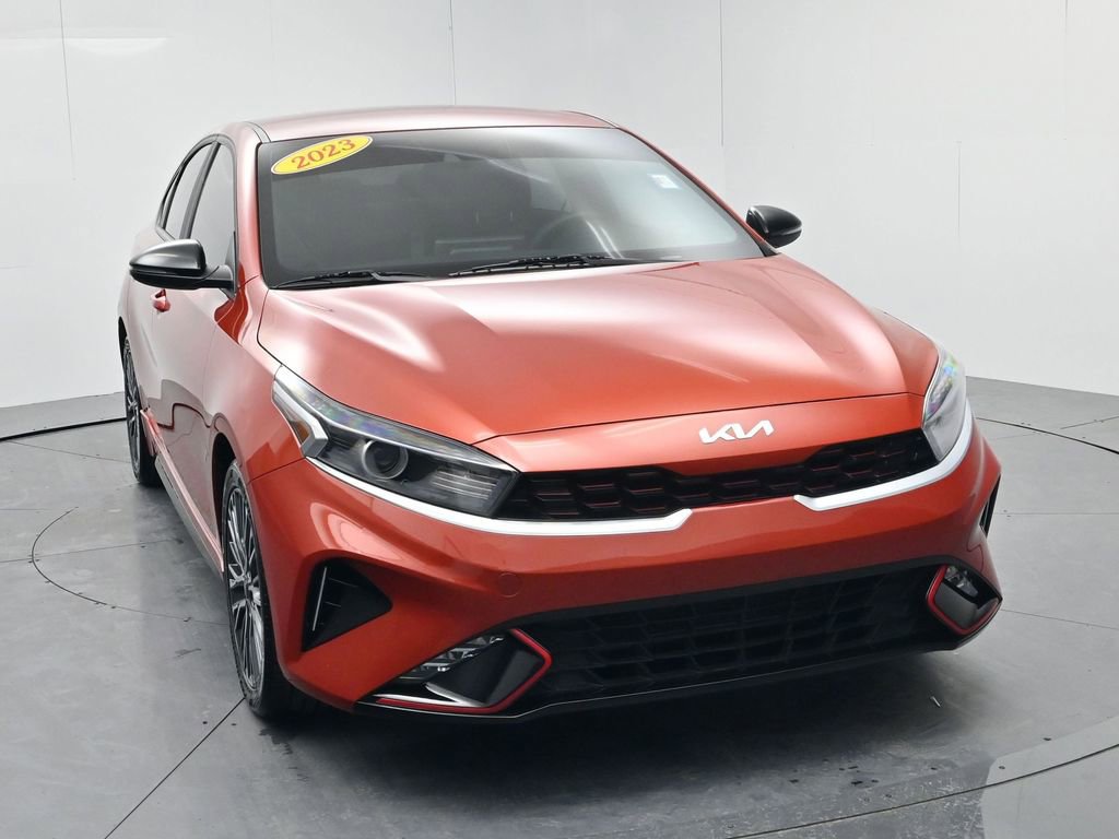 Certified 2023 Kia Forte GT-Line image 2