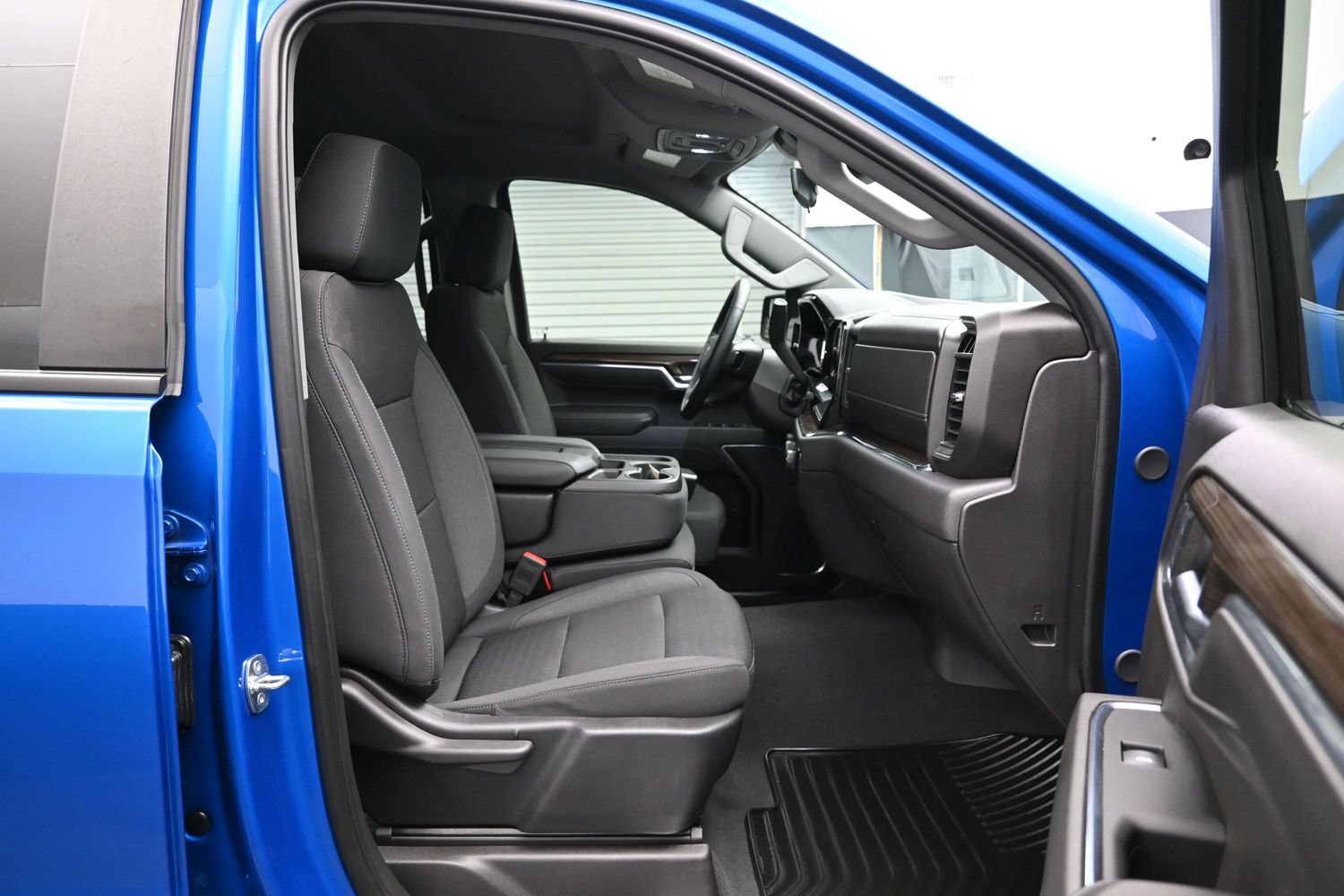 Used 2024 Chevrolet Silverado 1500 LT w/ Texas Edition Plus AWD/4WD image 13