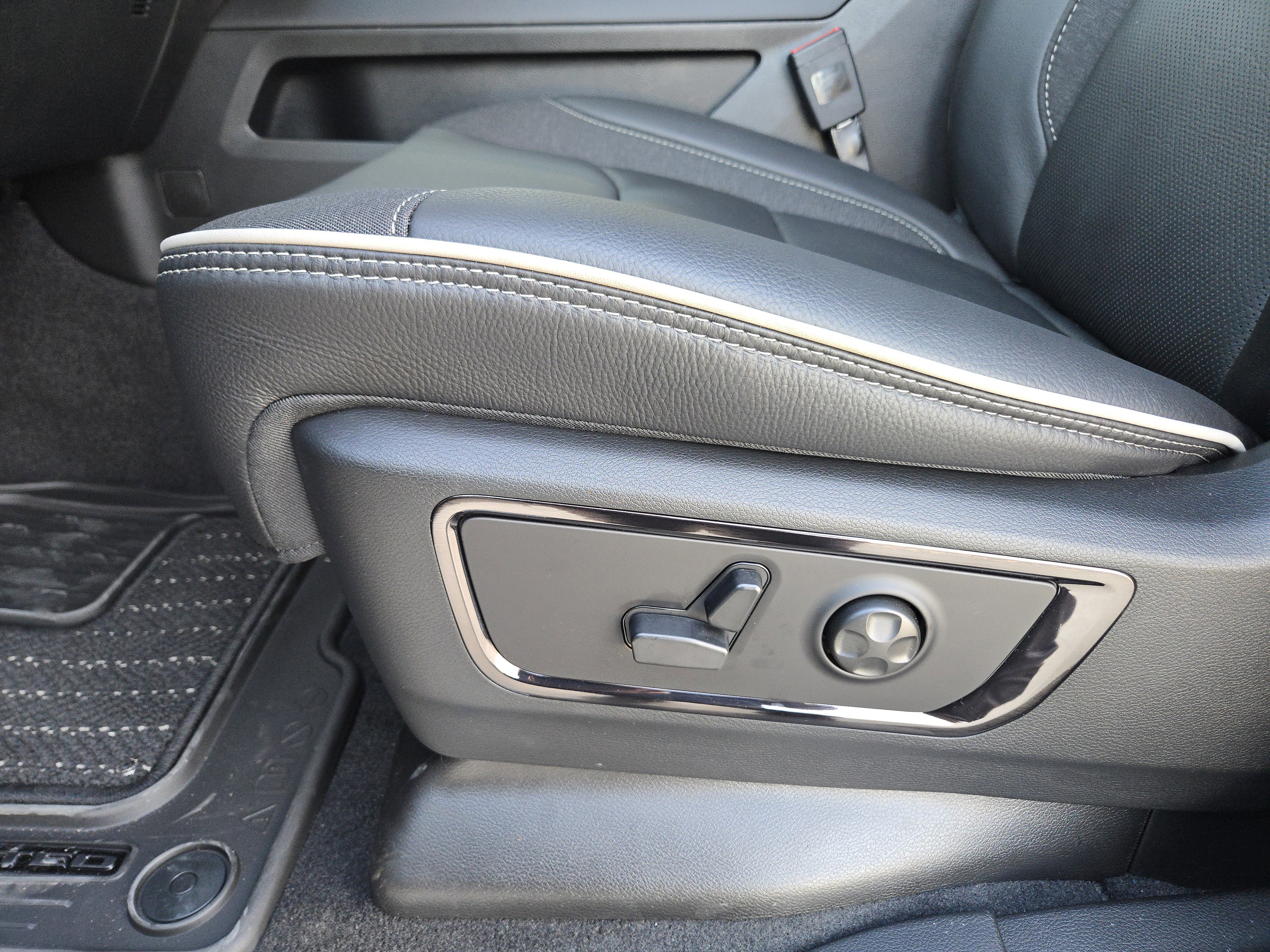 New 2026 RAM 1500 Limited image 21