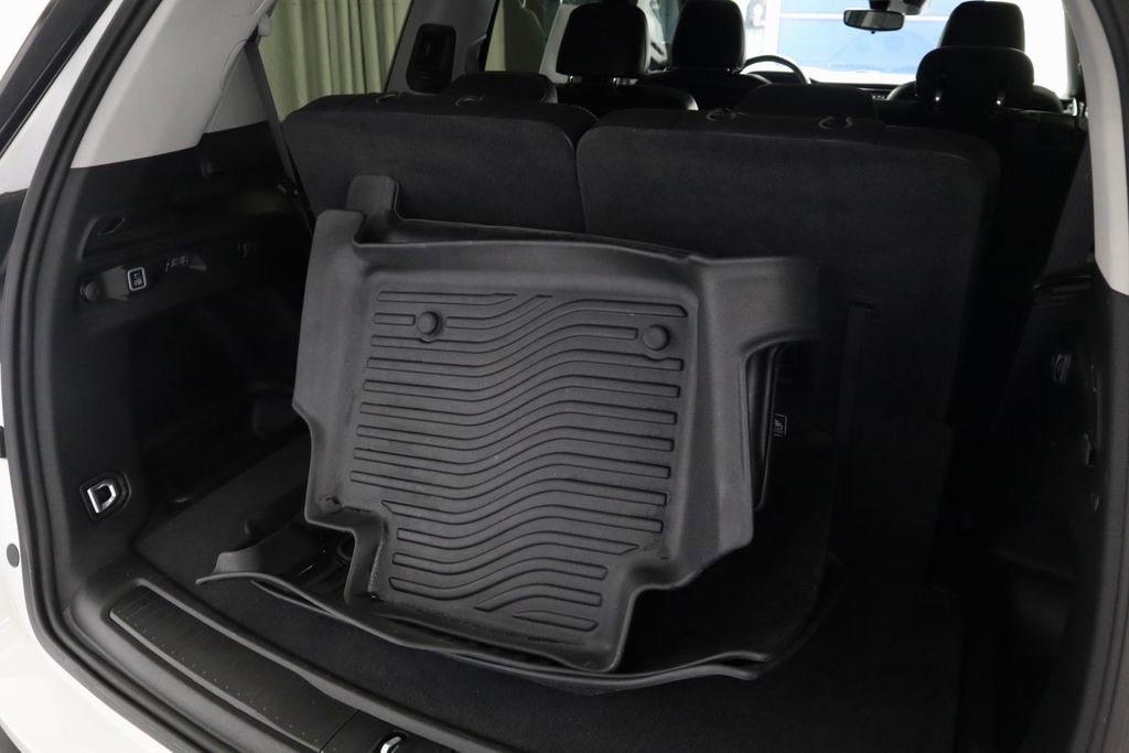 Used 2022 Jeep Grand Cherokee L Limited w/ Trailer Tow Group (B) image 13