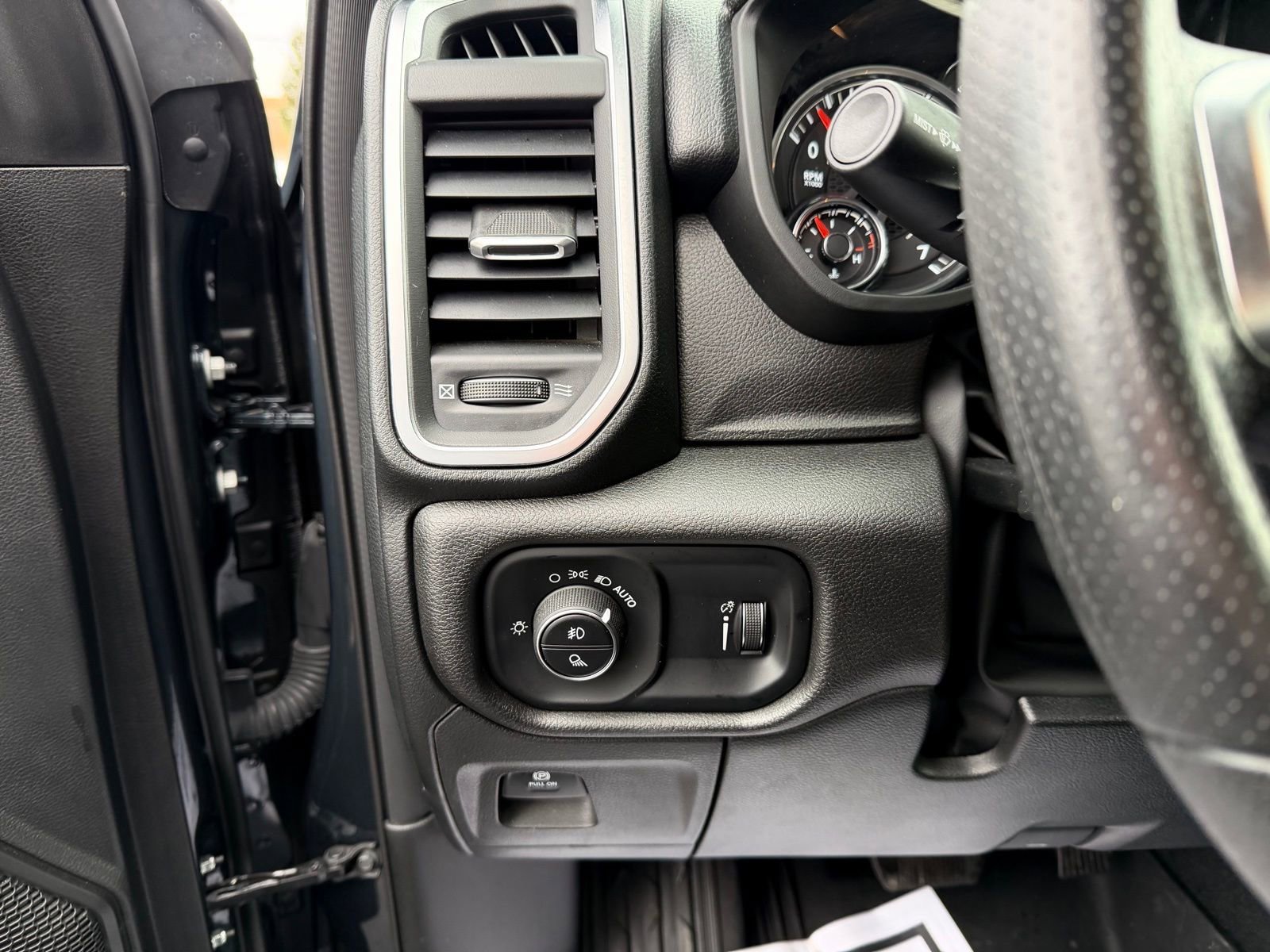 Used 2025 RAM 1500 Big Horn image 21
