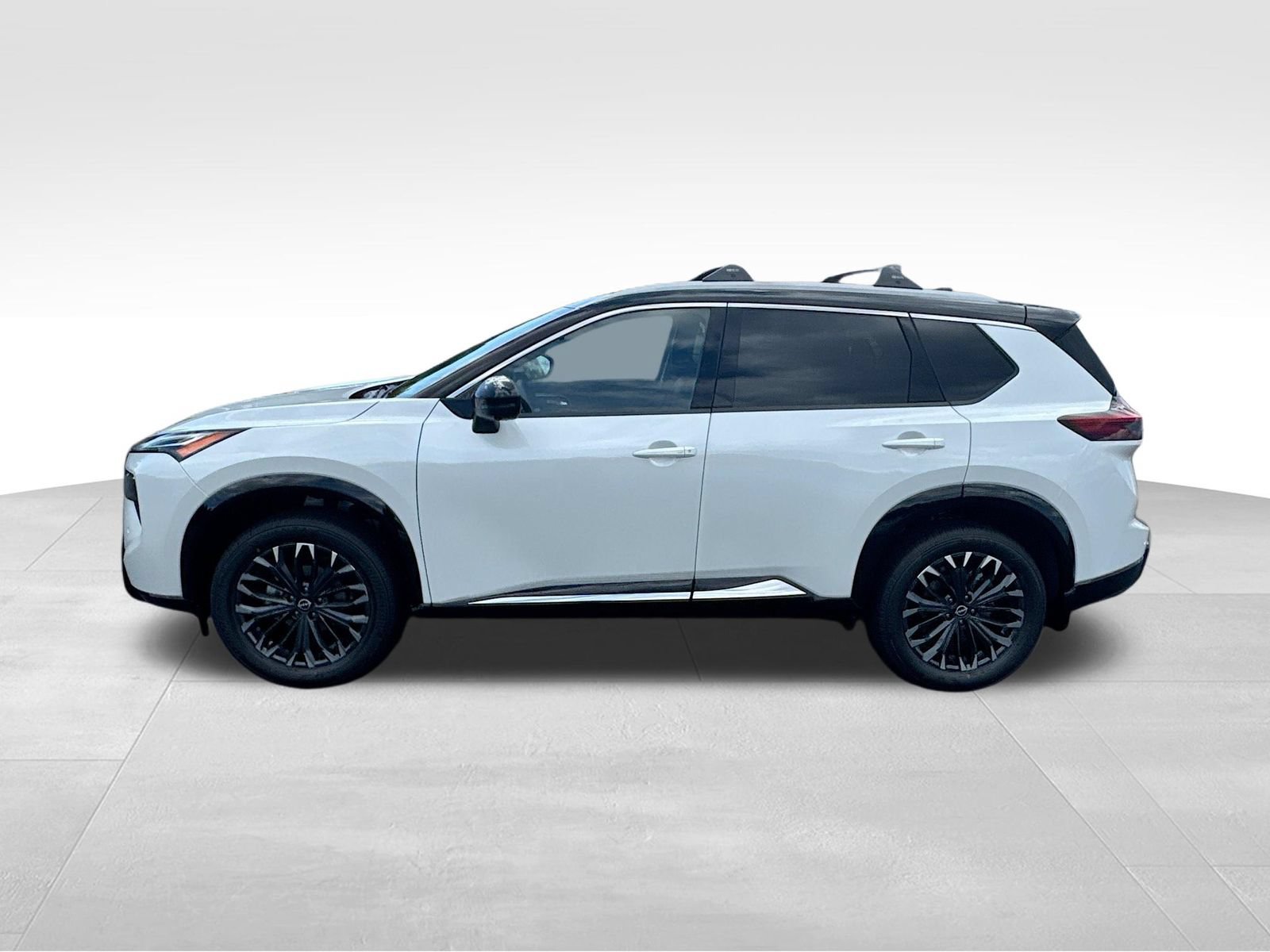 New 2026 Nissan Rogue Platinum AWD/4WD image 4