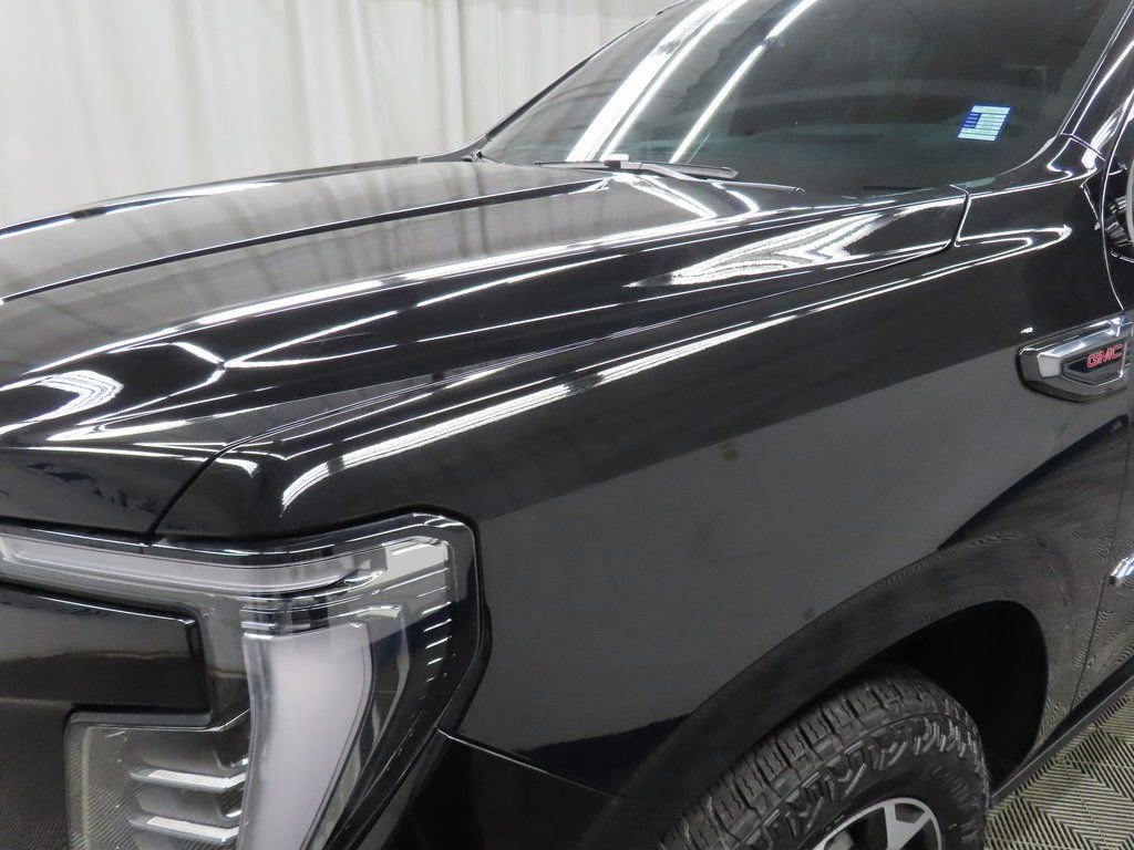 Used 2025 GMC Yukon XL AT4 w/ AT4 Premium Package image 41