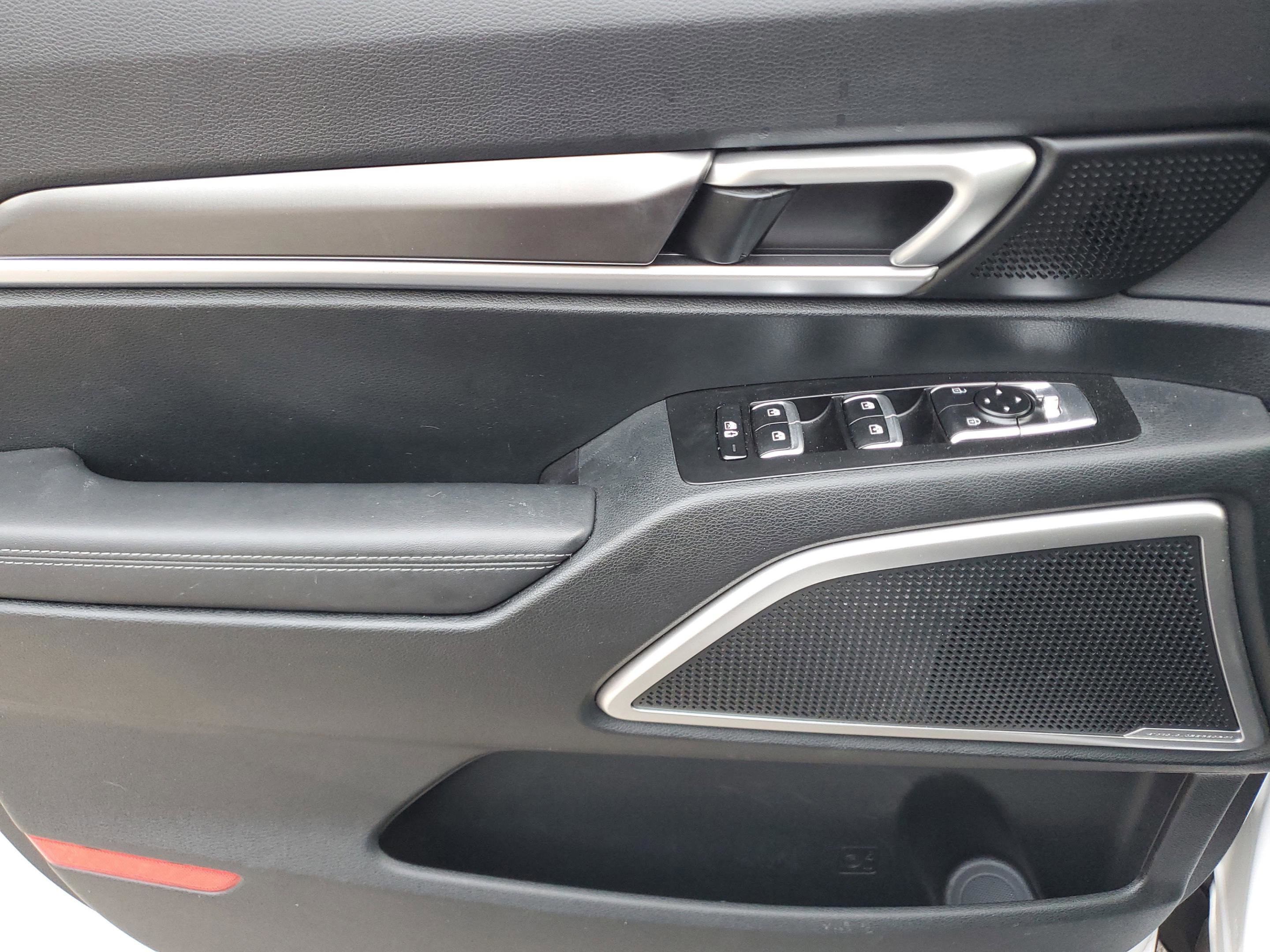 Certified 2025 Kia Telluride S image 17