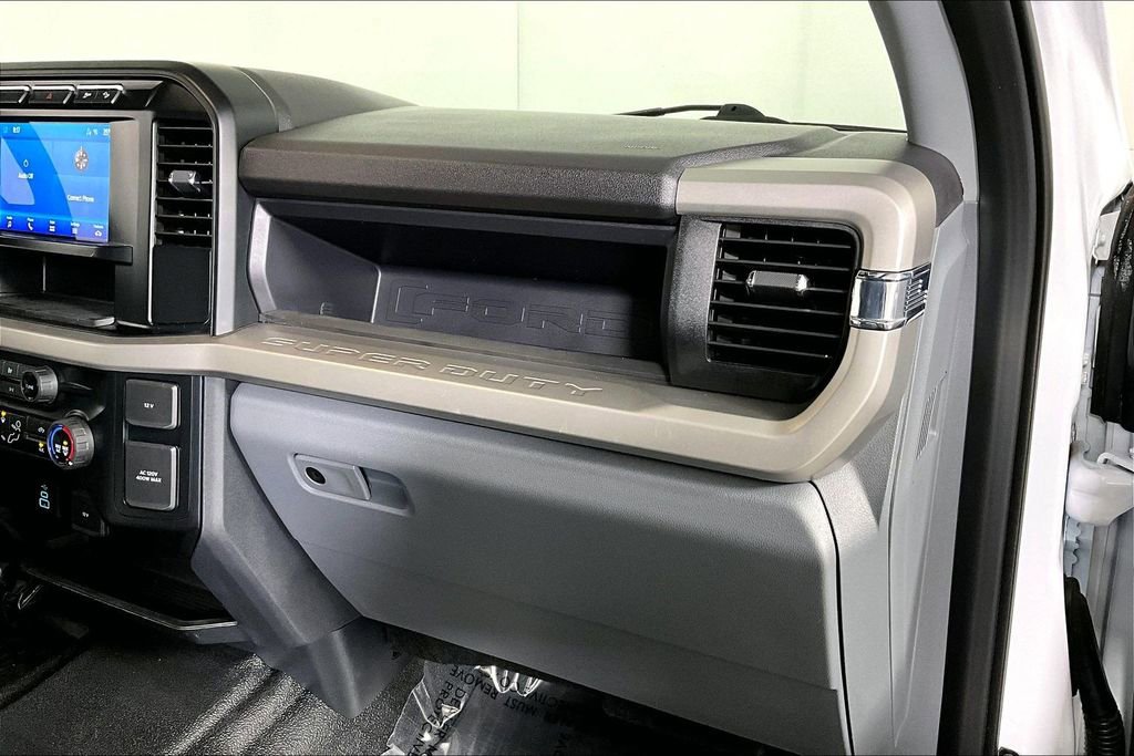 Used 2023 Ford F250 XL w/ FX4 Off-Road Package image 16