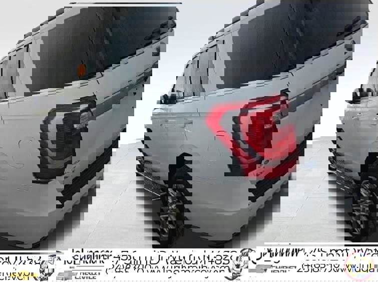 Used 2019 Ford Expedition XLT w/ Equipment Group 202A image 3