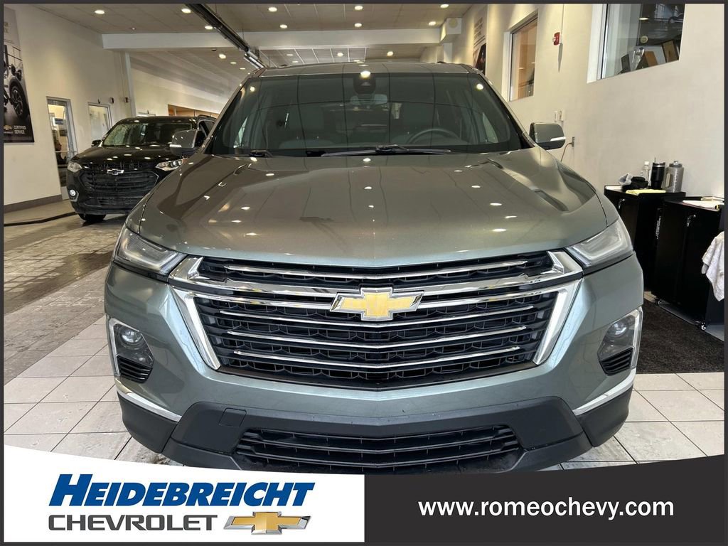 Used 2023 Chevrolet Traverse LT image 36