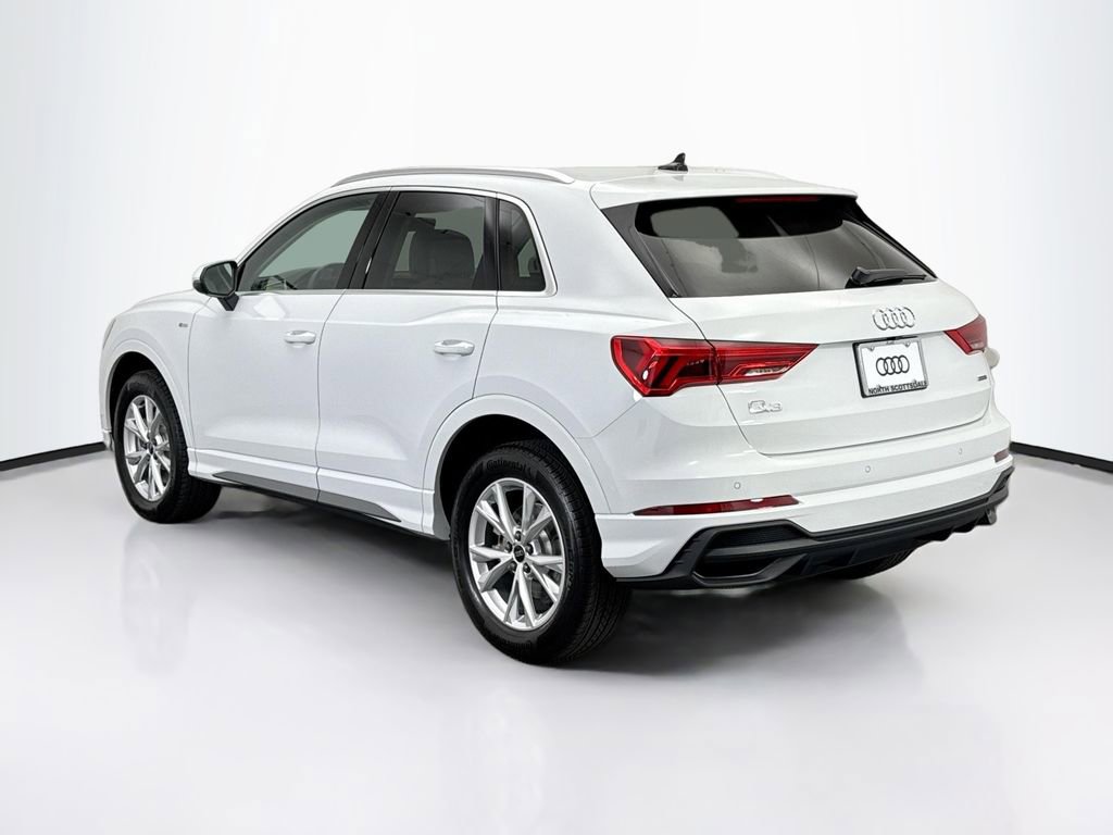 Used 2025 Audi Q3 2.0T Premium w/ Convenience Package image 7