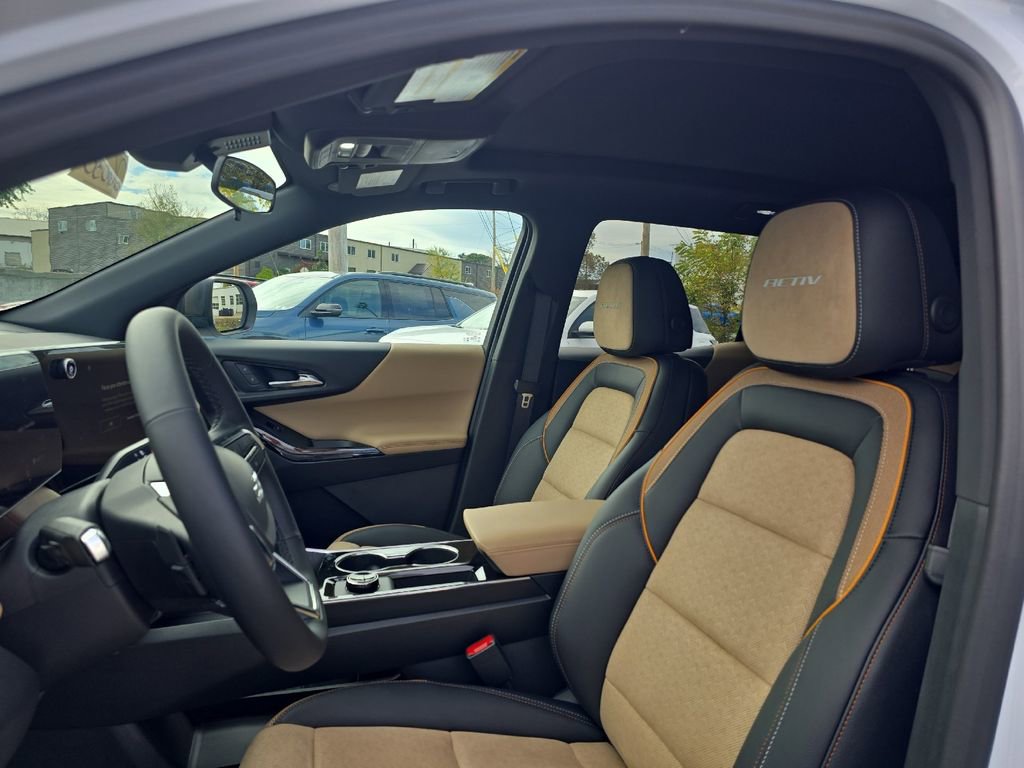New 2026 Chevrolet Equinox ACTIV w/ Convenience Package III image 4