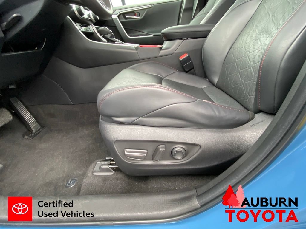 Certified 2023 Toyota RAV4 TRD Off-Road w/ TRD Off-Road Weather Package AWD/4WD image 34
