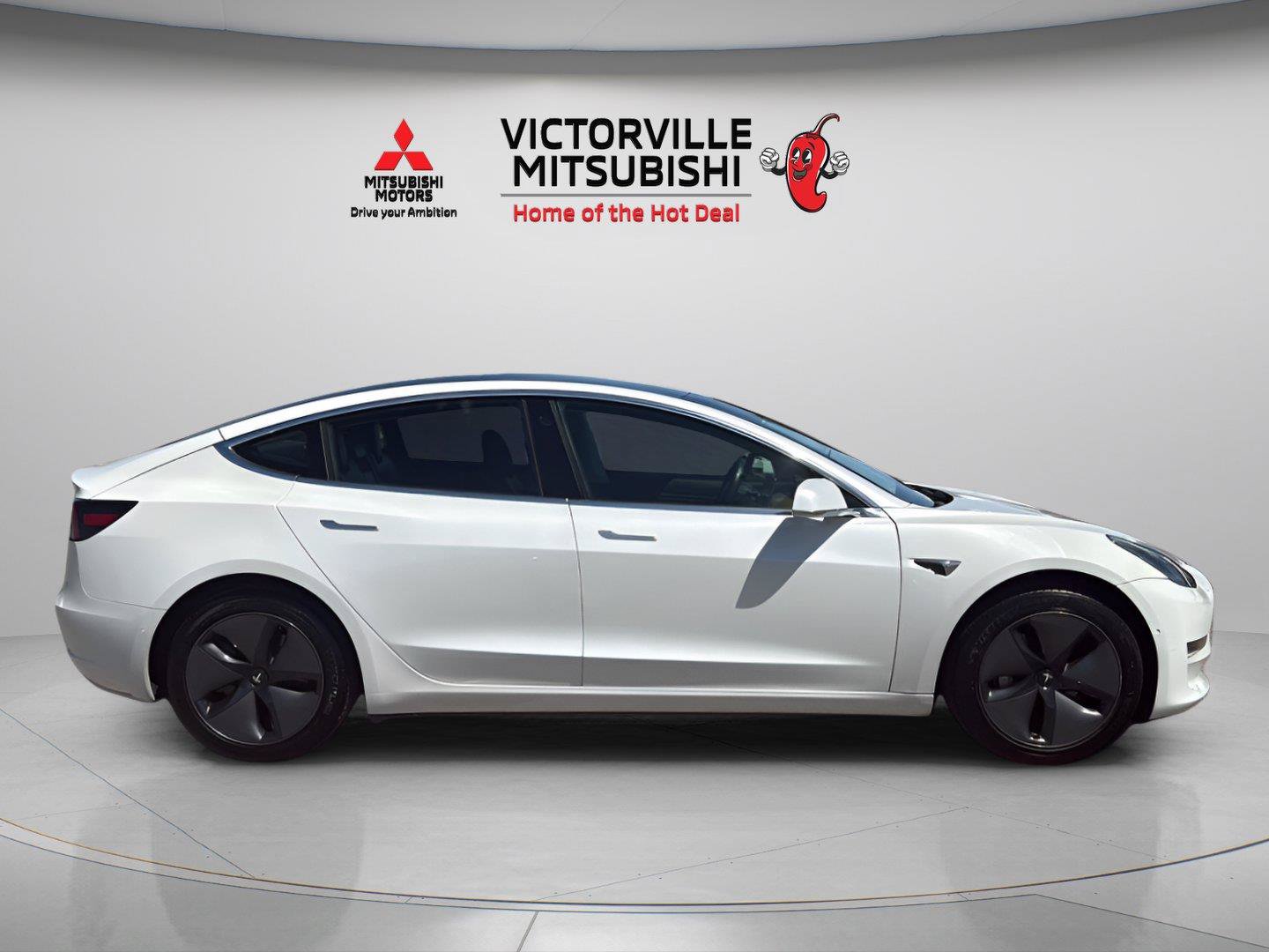 Used 2019 Tesla Model 3 Mid Range RWD image 8