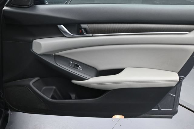 Used 2019 Honda Accord Touring image 21