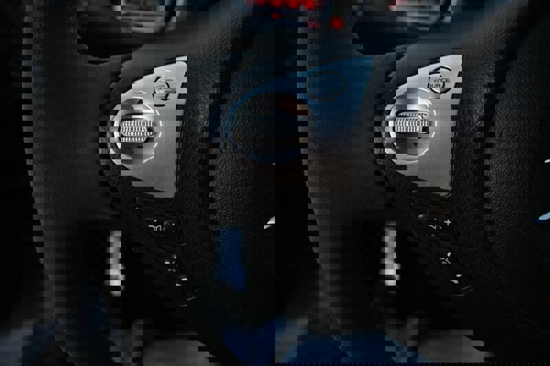 Used 2013 Nissan 370Z Coupe image 28