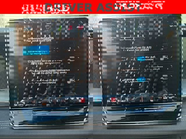 New 2026 Volkswagen Tiguan SE image 5