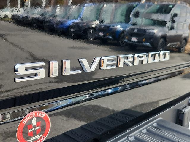 Used 2024 Chevrolet Silverado 2500 ZR2 w/ Technology Package image 31