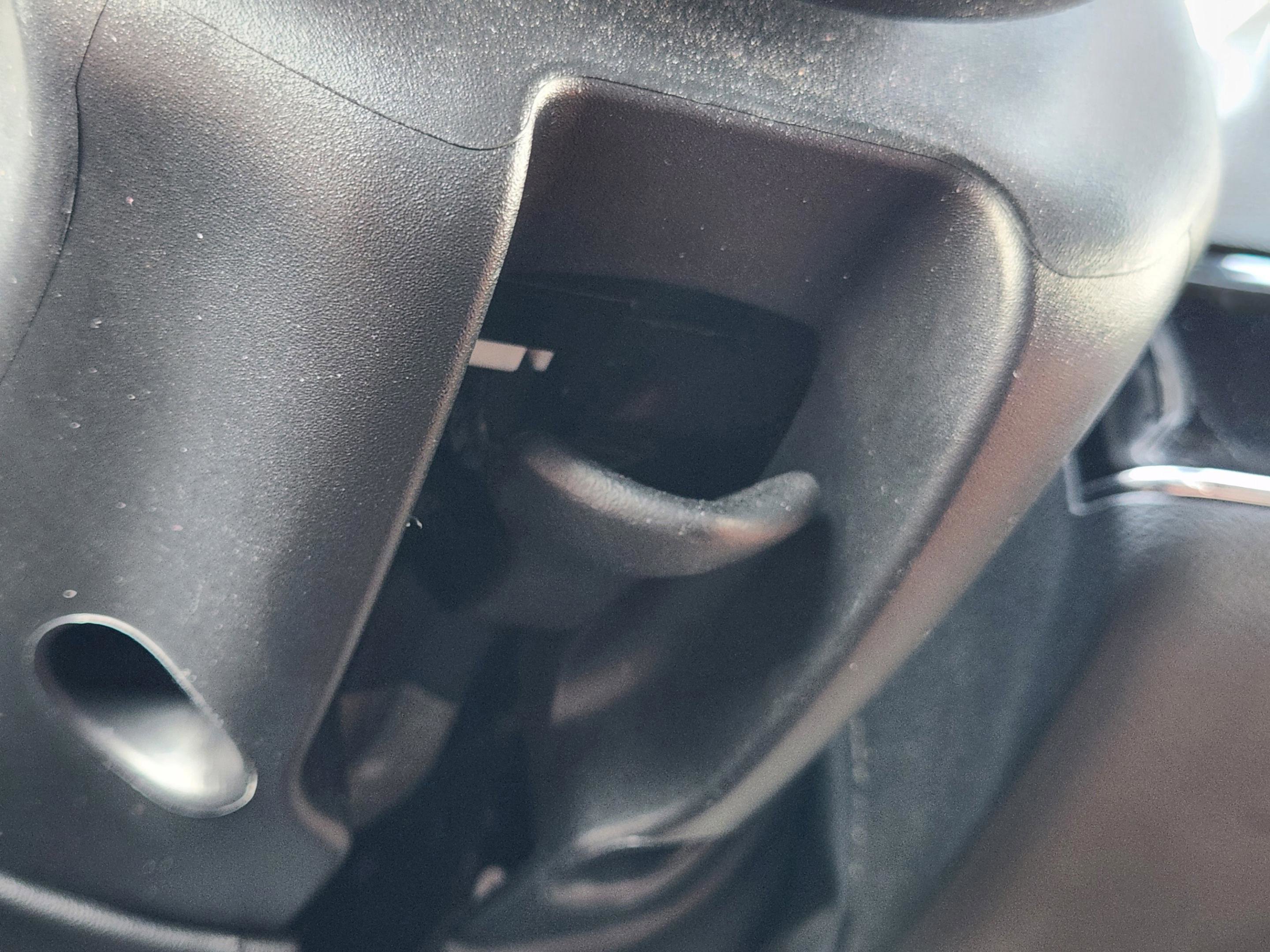 Used 2017 Dodge Grand Caravan SXT image 35