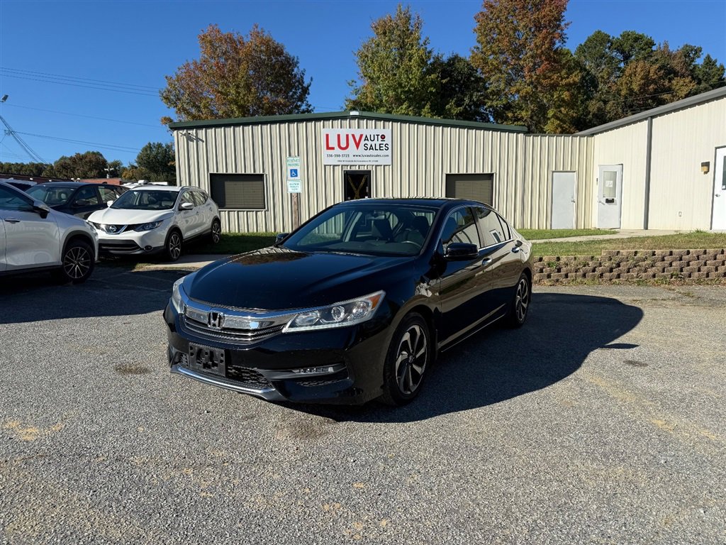 Used 2017 Honda Accord EX