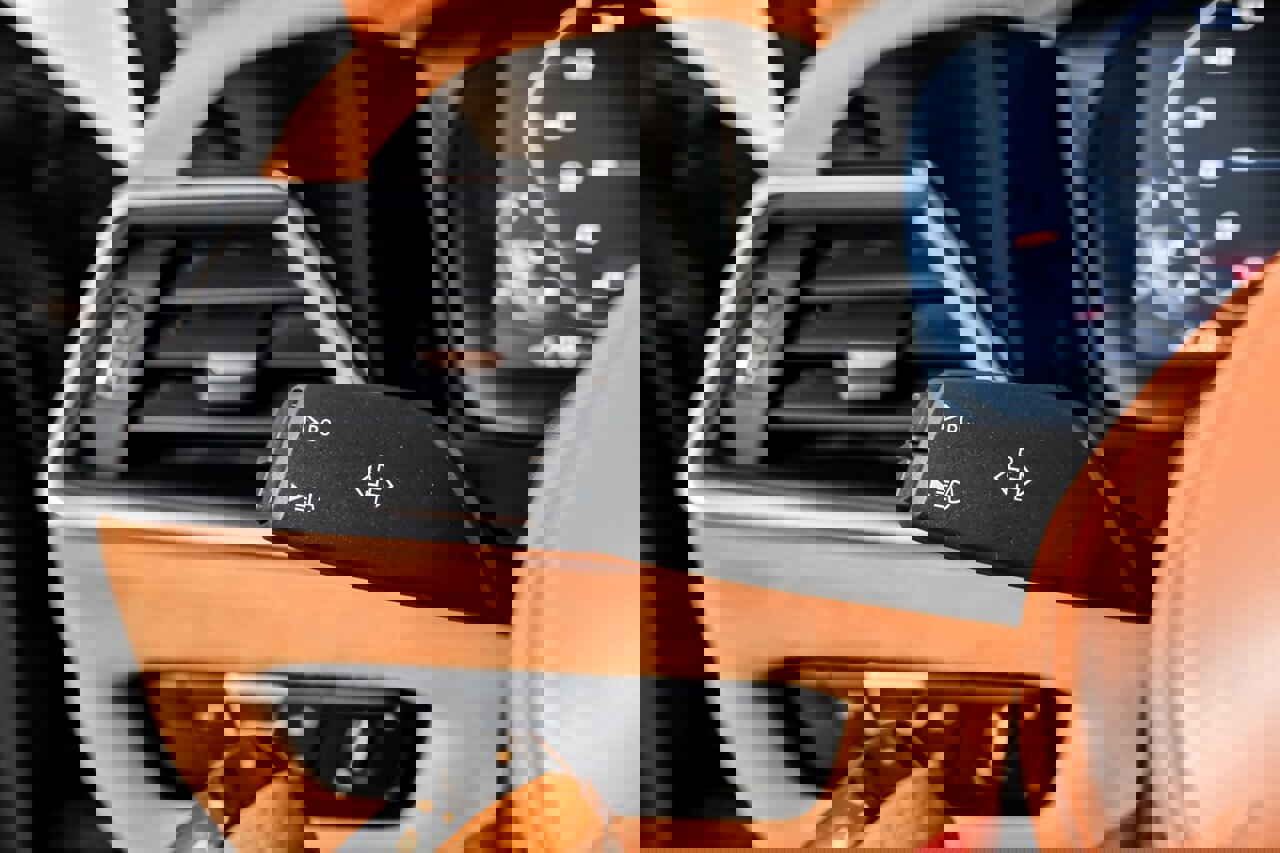 Used 2021 BMW M3 w/ Parking Assistance Package image 30