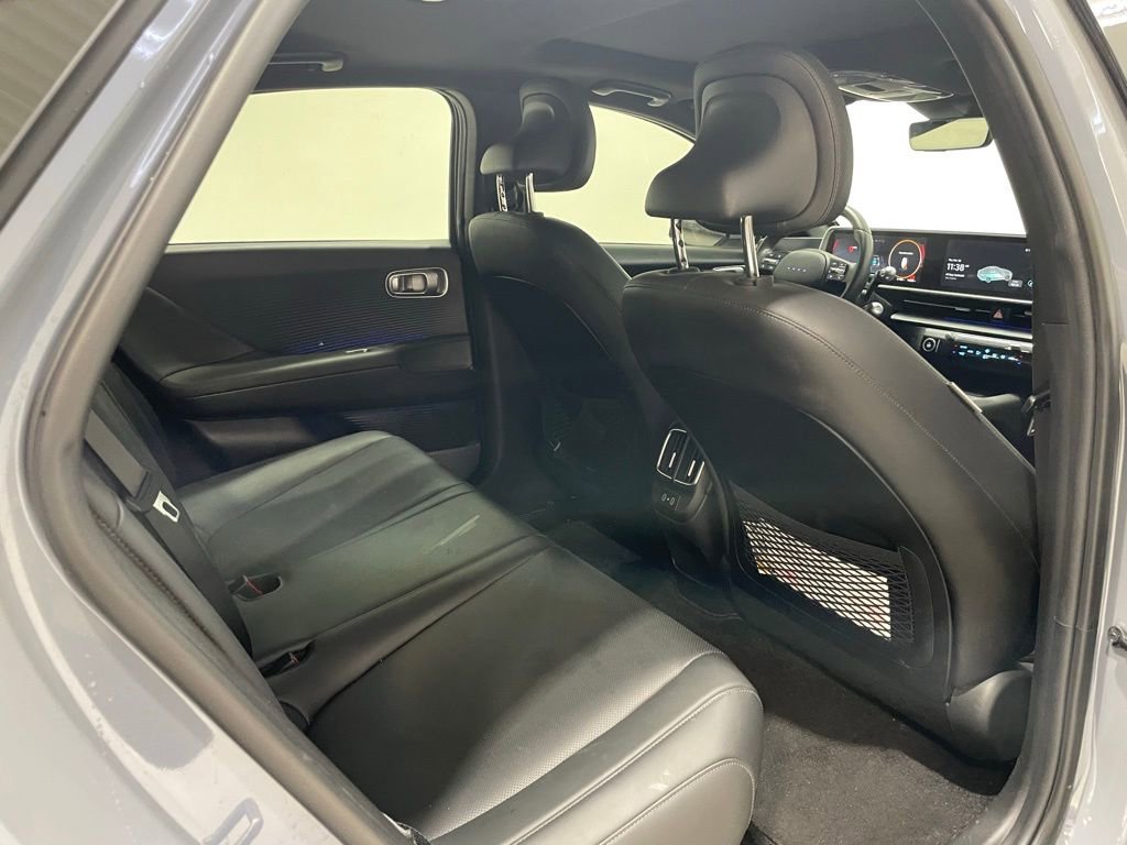 Used 2024 Hyundai Ioniq 6 Limited image 21