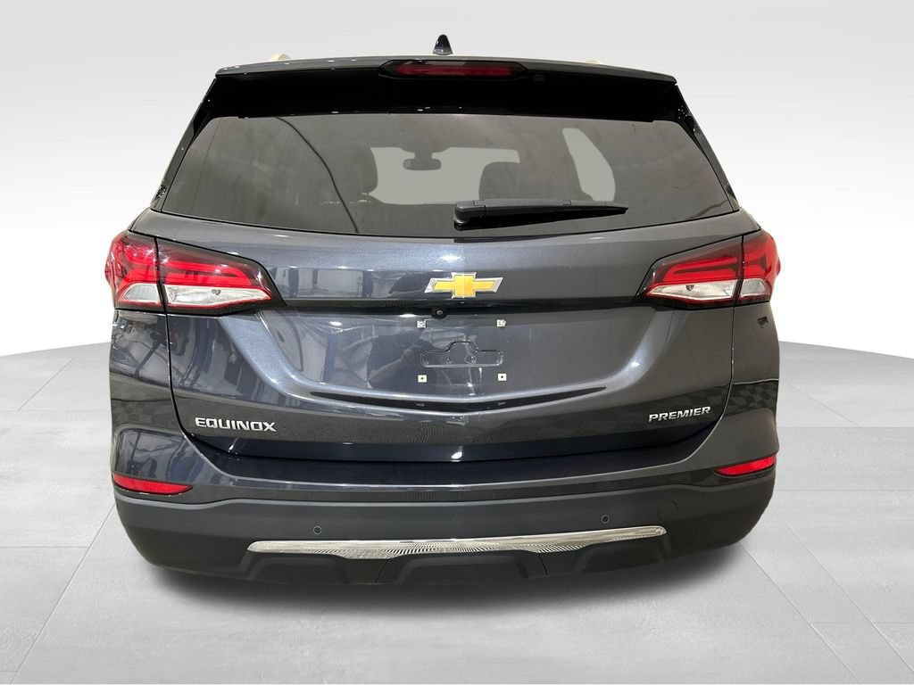 Used 2022 Chevrolet Equinox Premier FWD image 4