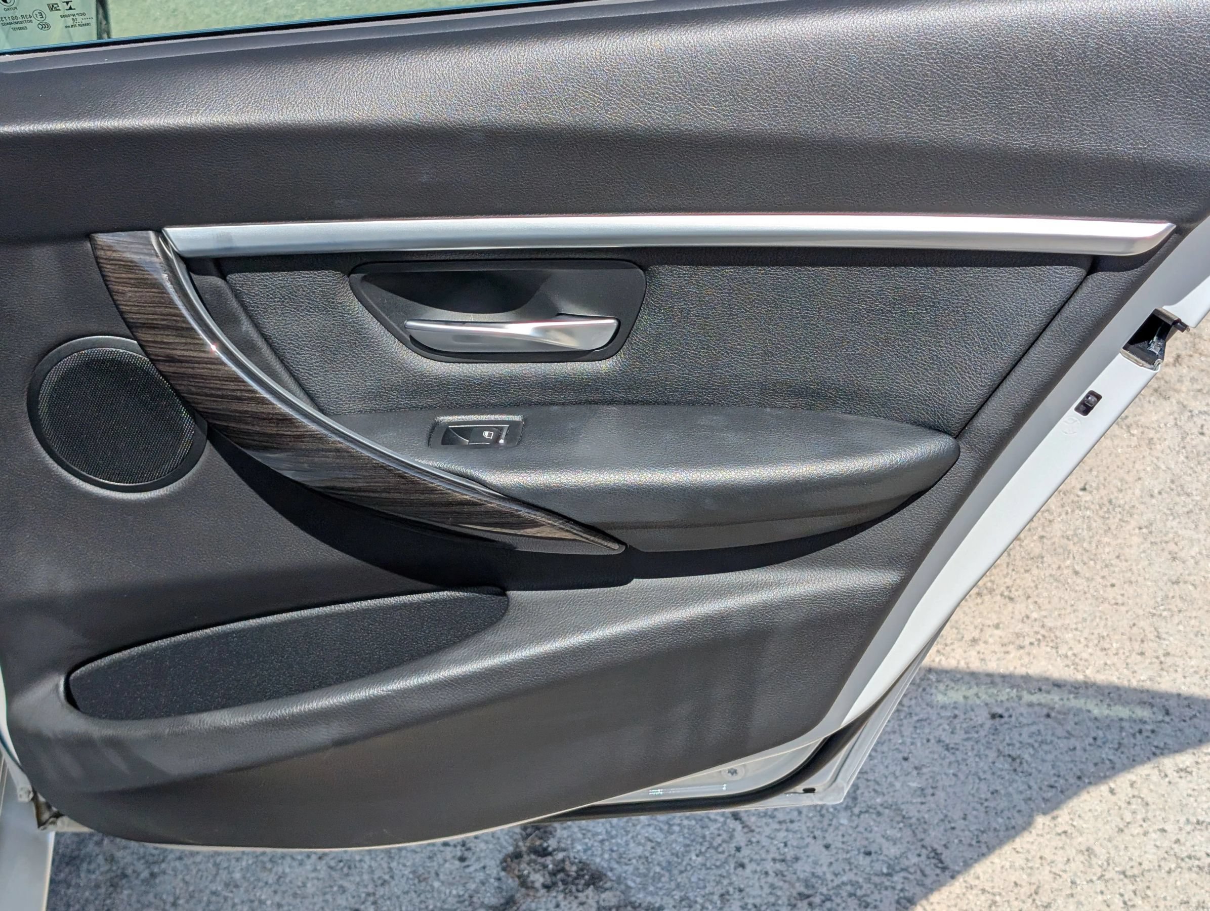 Used 2018 BMW 330i Sedan RWD image 37