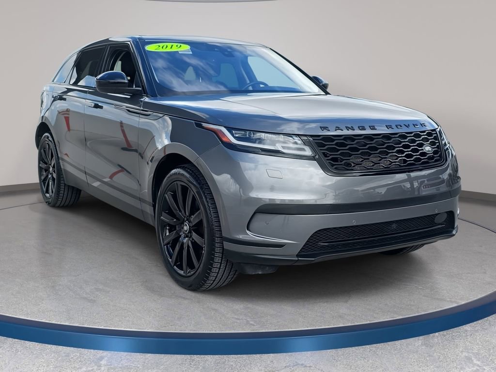 Used 2019 Land Rover Range Rover Velar S image 4