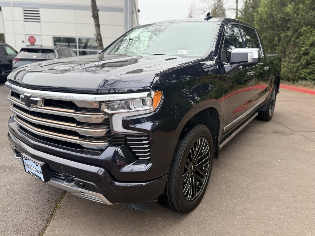 Used 2022 Chevrolet Silverado 1500 High Country w/ High Country Premium Package image 8