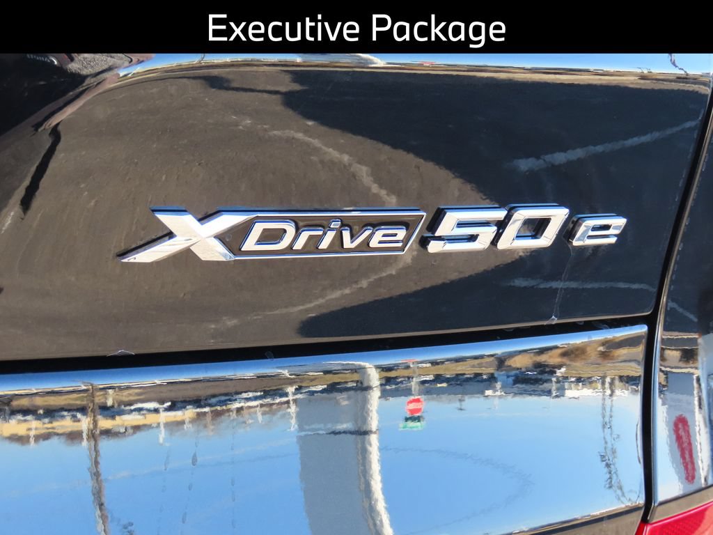 New 2026 BMW X5 xDrive50e w/ Executive Package AWD/4WD image 11