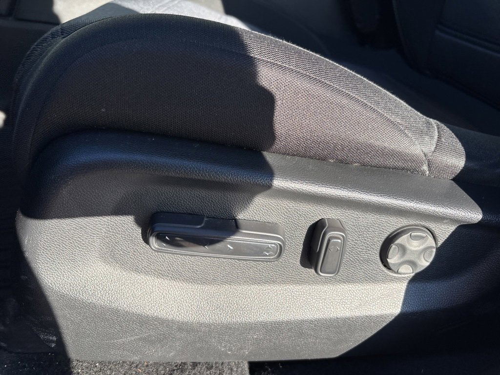 Used 2021 Honda CR-V EX image 13