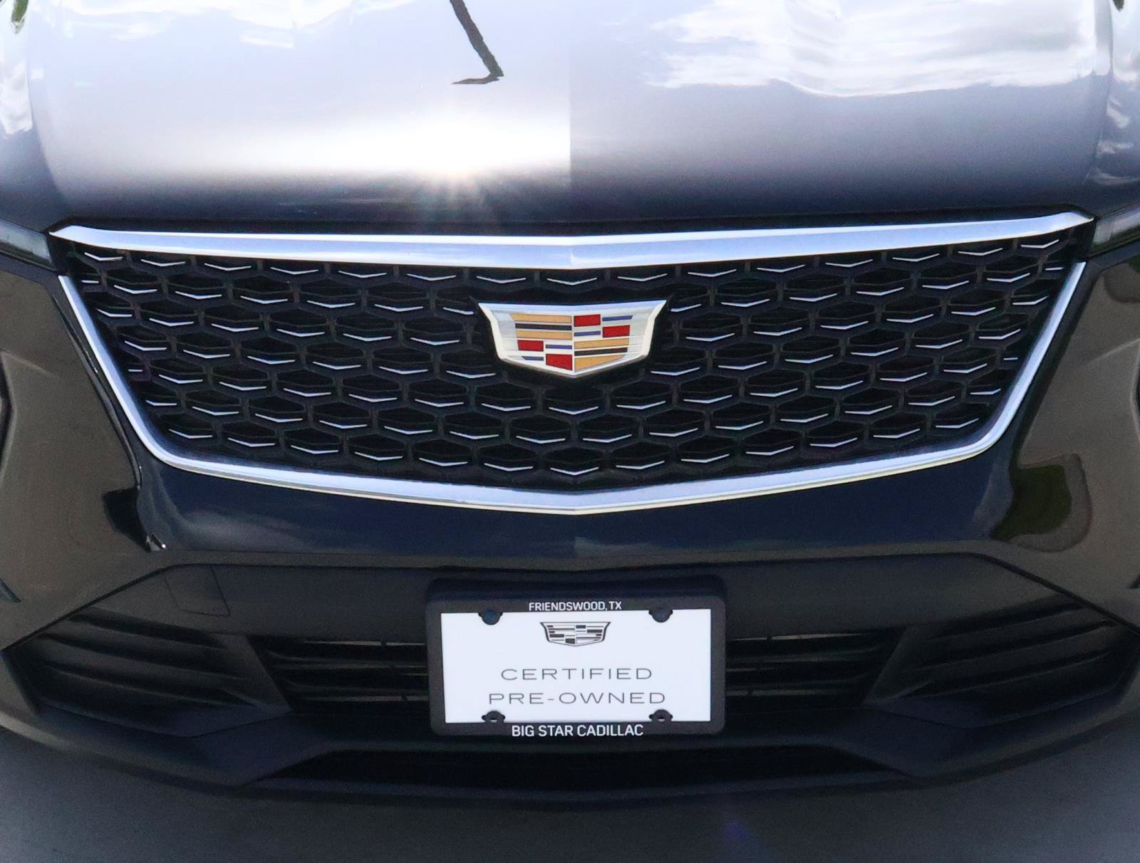 Certified 2024 Cadillac XT4 Luxury FWD image 8