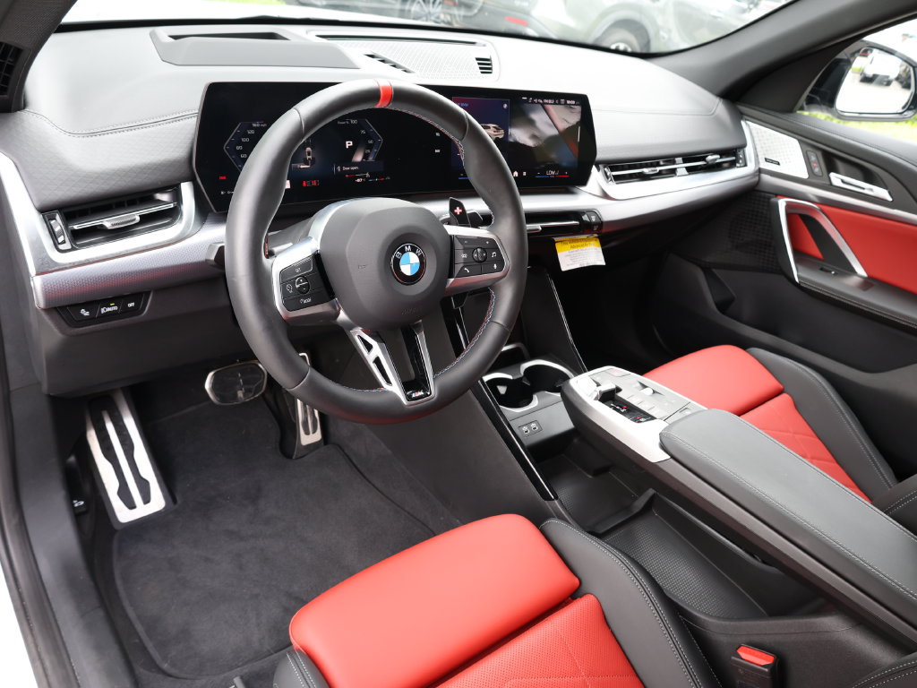 Used 2025 BMW X2 M35i AWD/4WD image 15
