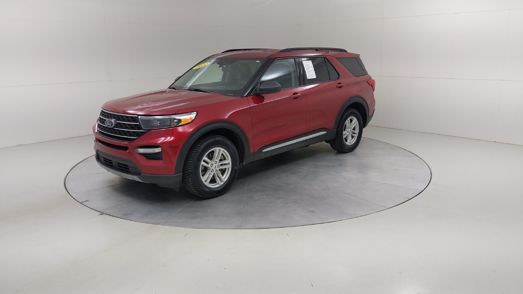 Certified 2022 Ford Explorer XLT w/ Equipment Group 202A AWD/4WD image 20