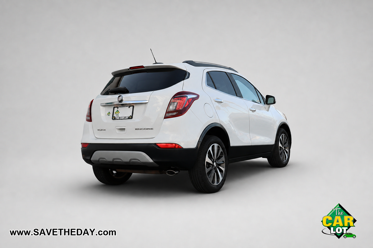 Used 2017 Buick Encore Essence FWD image 8