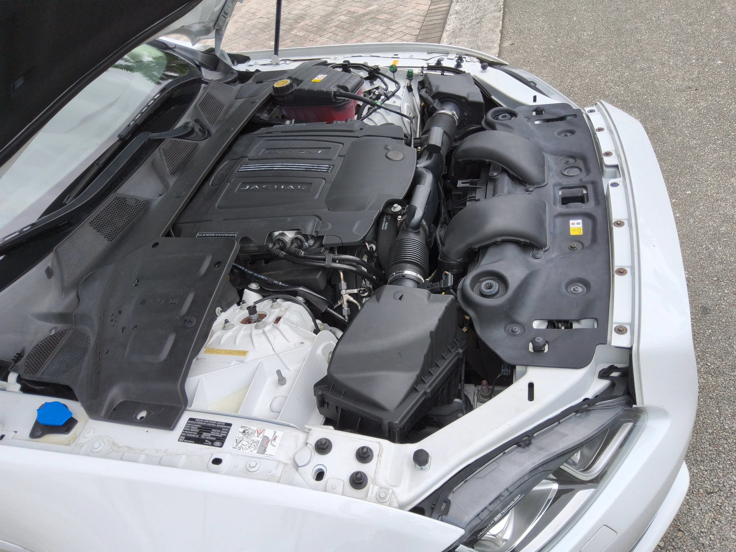 Used 2019 Jaguar XJ L Portfolio RWD image 47