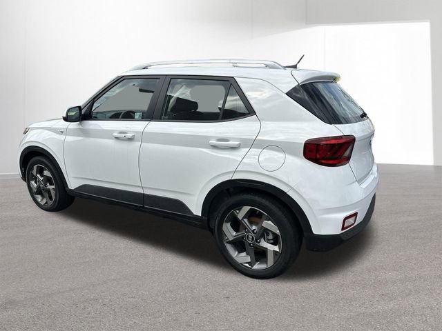 Used 2025 Hyundai Venue SEL image 39