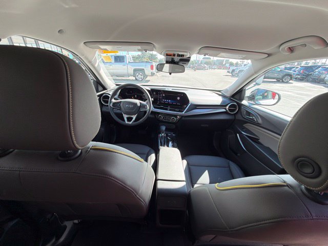 Used 2025 Chevrolet Trax ACTIV w/ Driver Confidence Package FWD image 34
