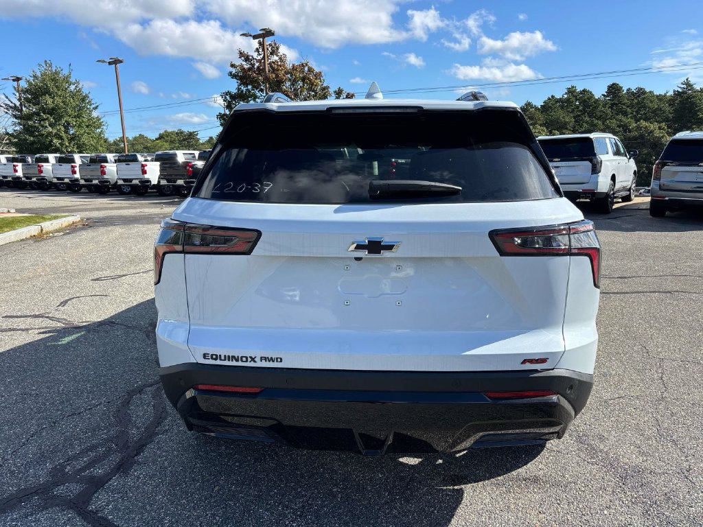 New 2027 Chevrolet Equinox RS AWD/4WD image 4