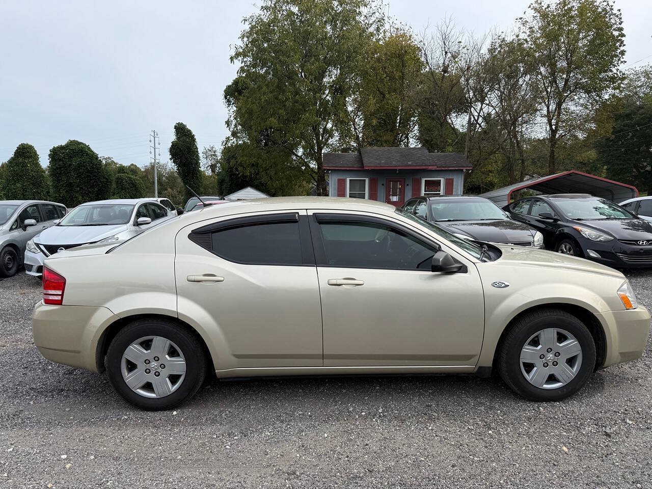 Used 2010 Dodge Avenger SXT FWD image 8
