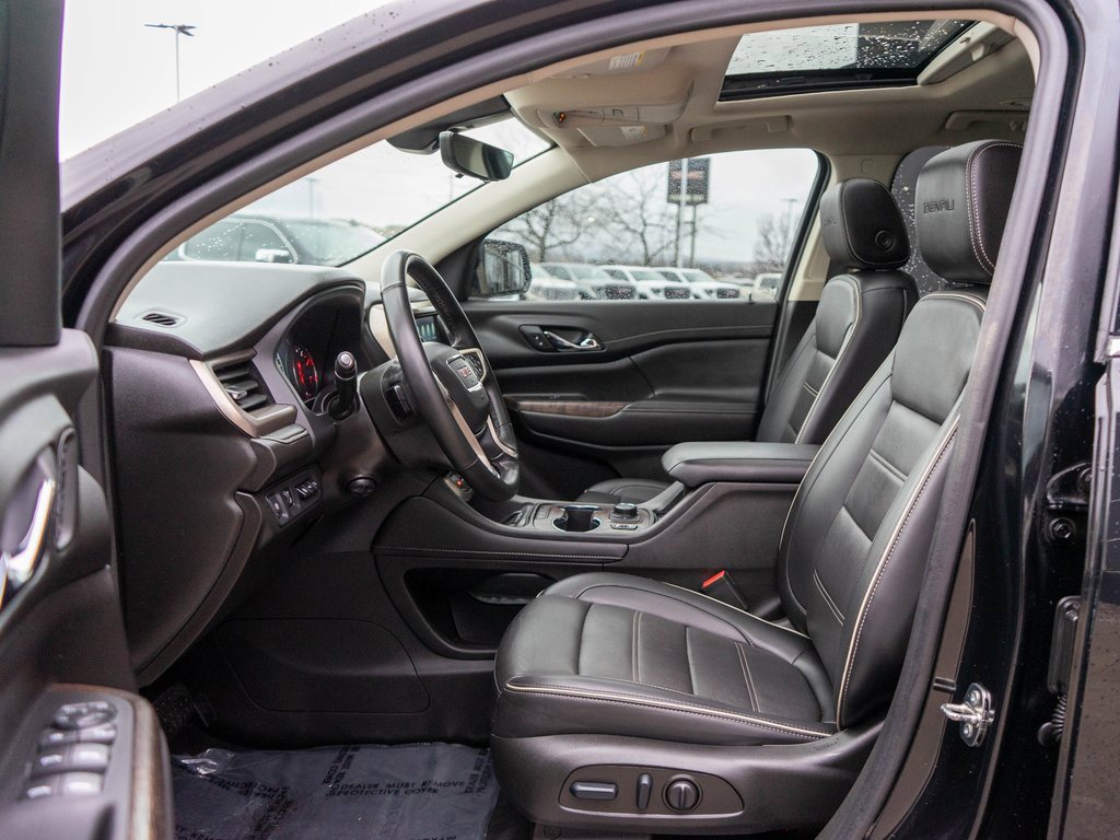 Used 2023 GMC Acadia Denali w/ Black Diamond Edition image 15