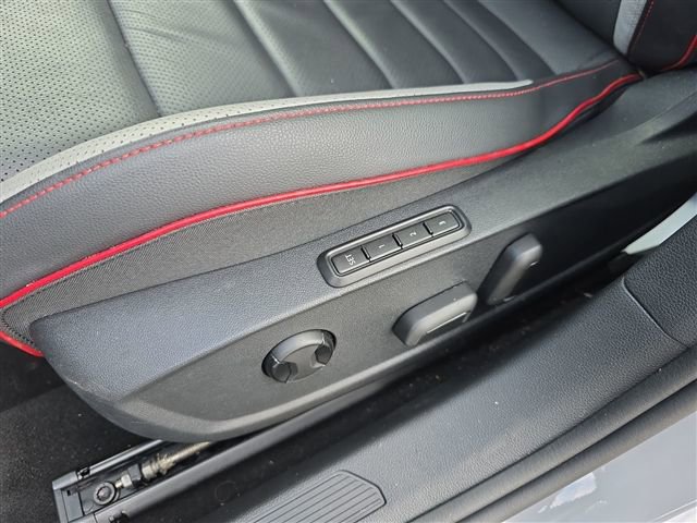 Used 2024 Volkswagen GTI Autobahn FWD image 18