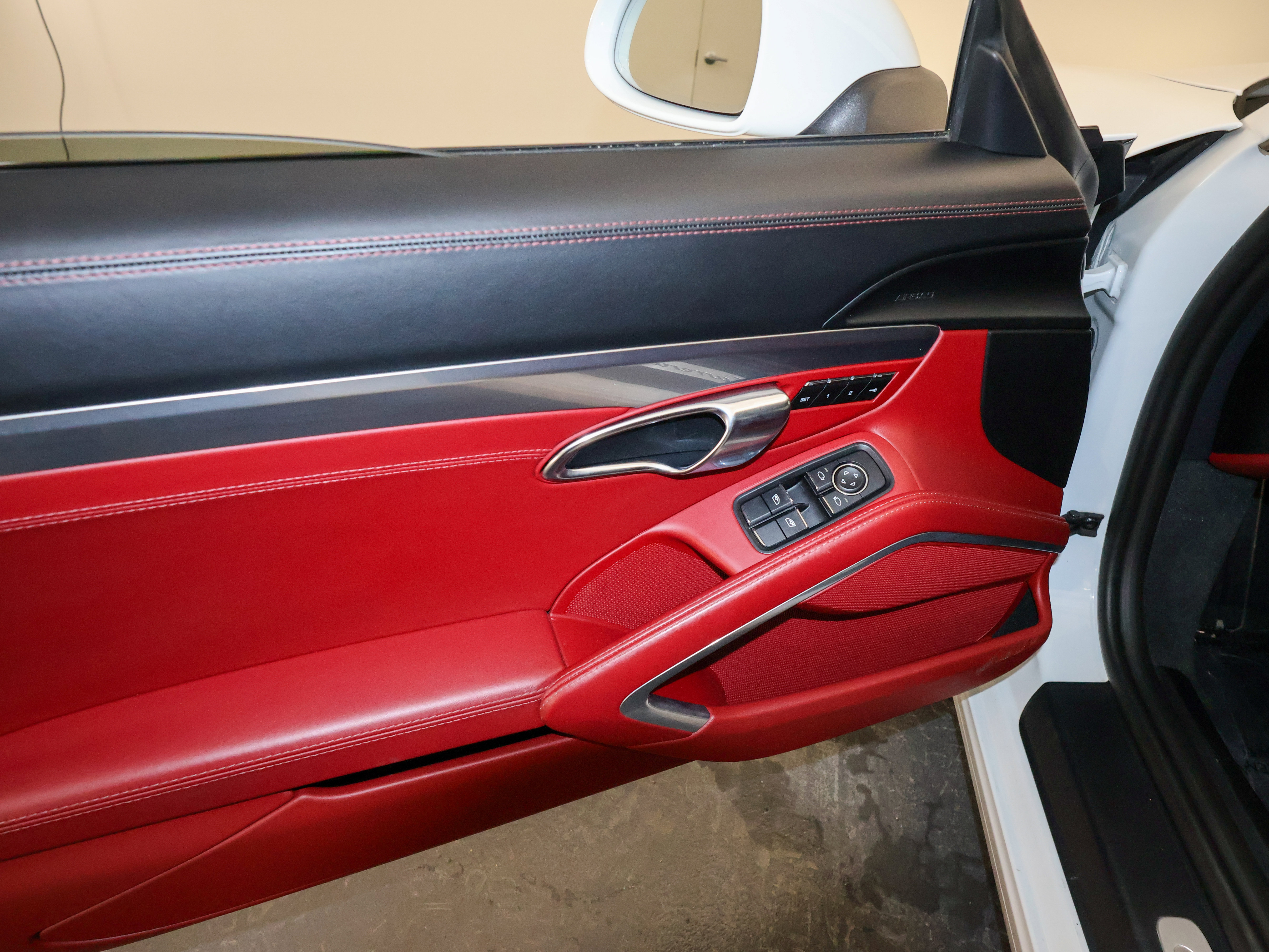 Used 2017 Porsche 911 Carrera S image 19