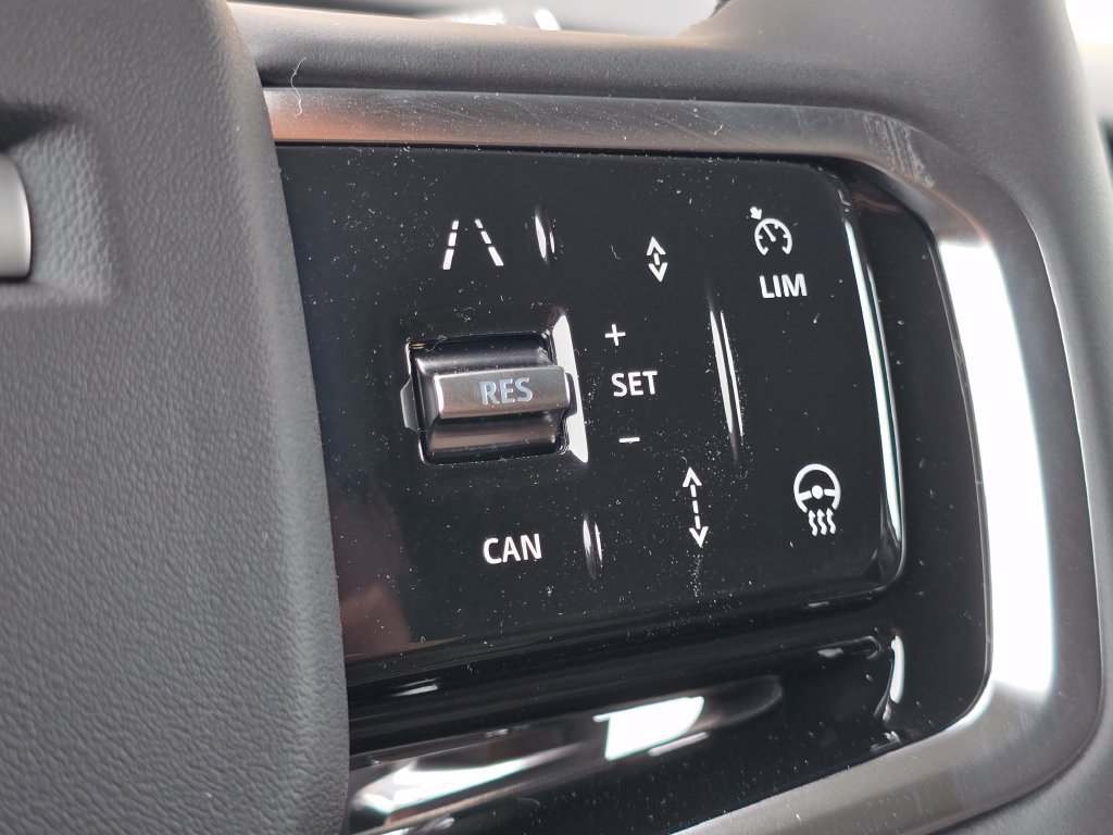 New 2025 Land Rover Discovery Sport S AWD/4WD image 13