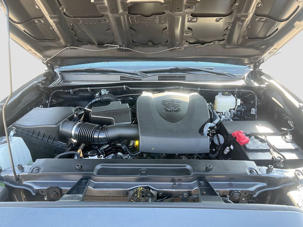 Used 2023 Toyota Tacoma TRD Off-Road w/ Technology Package image 27