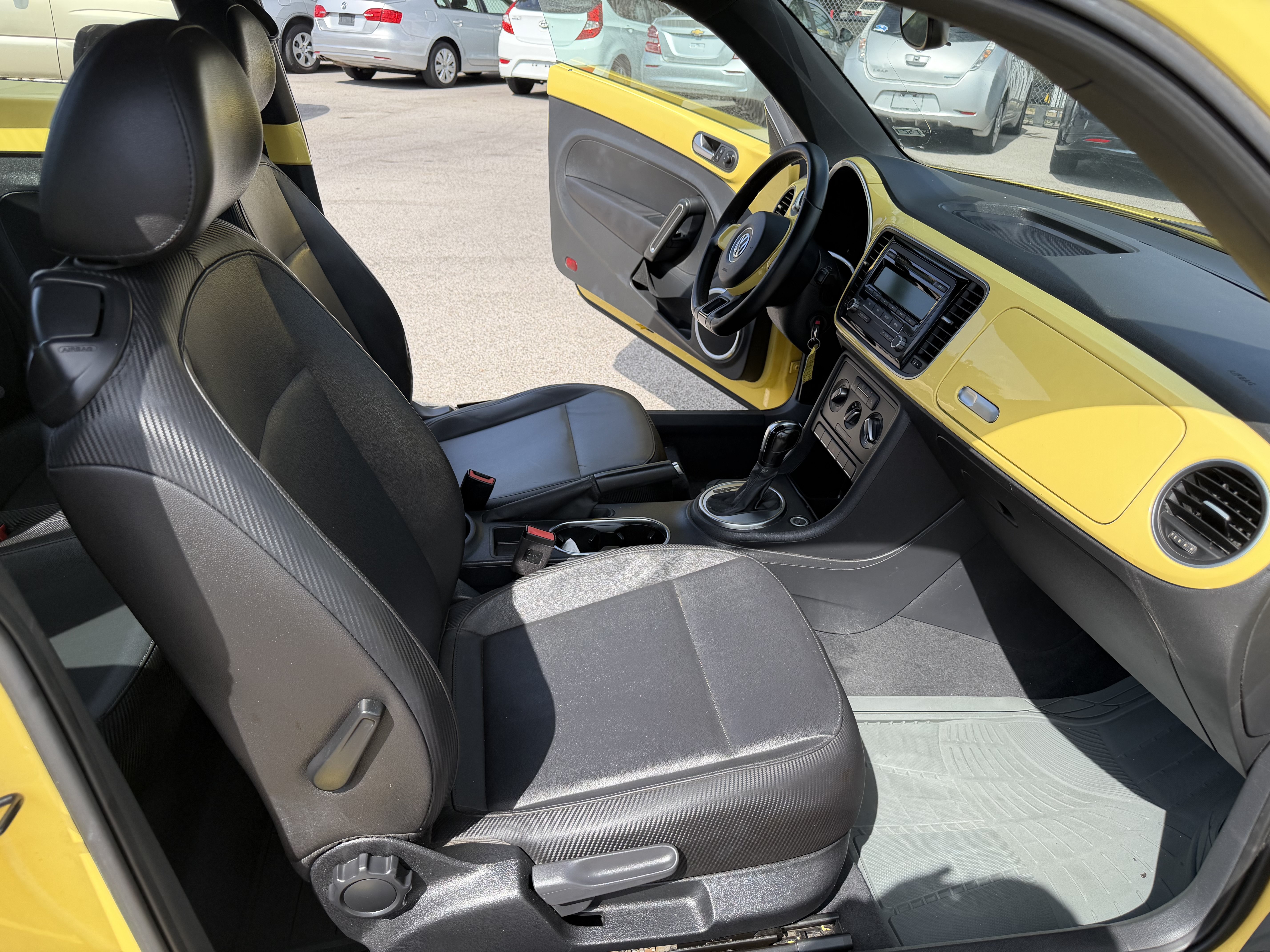 Used 2012 Volkswagen Beetle 2.5 FWD image 13