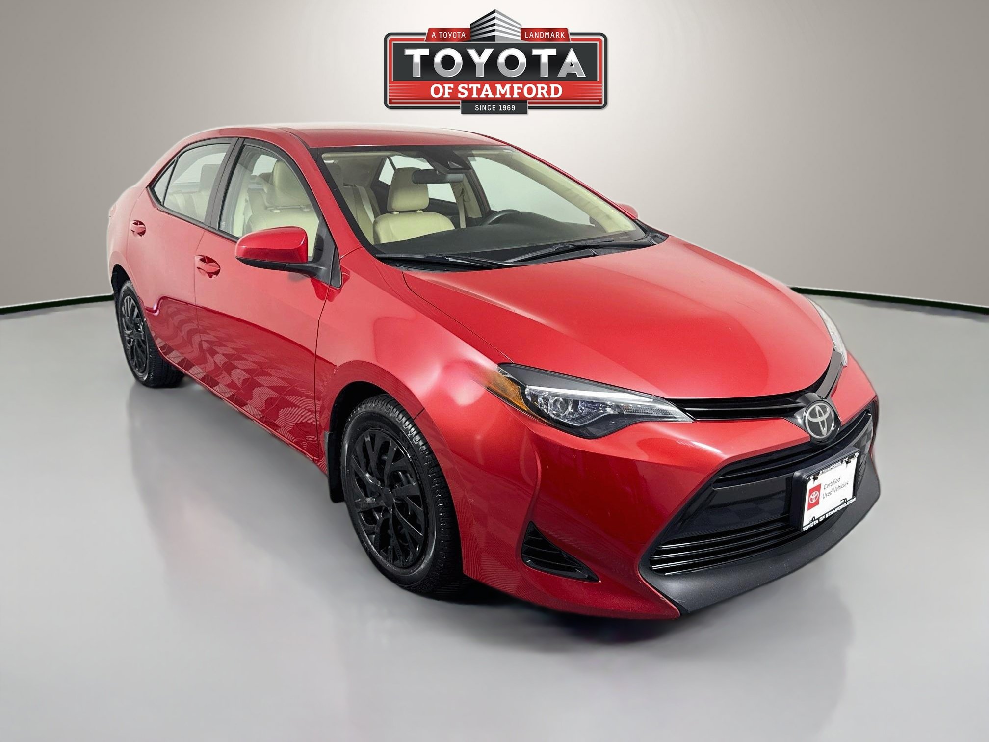 Certified 2018 Toyota Corolla LE FWD image 1