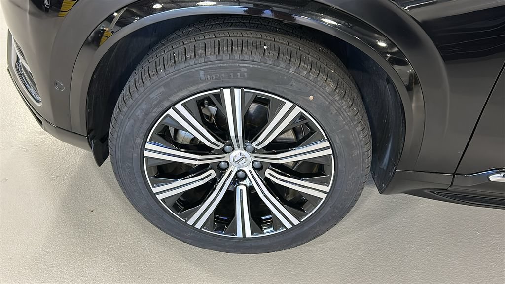 Certified 2023 Volvo XC90 B6 Plus w/ Protection Package Premier AWD/4WD image 8